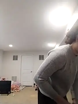 Snapshot of LiverandBrat77 chatting on 01.07.26 LiverandBrat77 online show from 01.07.26