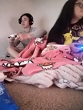 Snapshot of LiverandBrat77 chatting on 01.08.26 LiverandBrat77 online show from 01.08.26