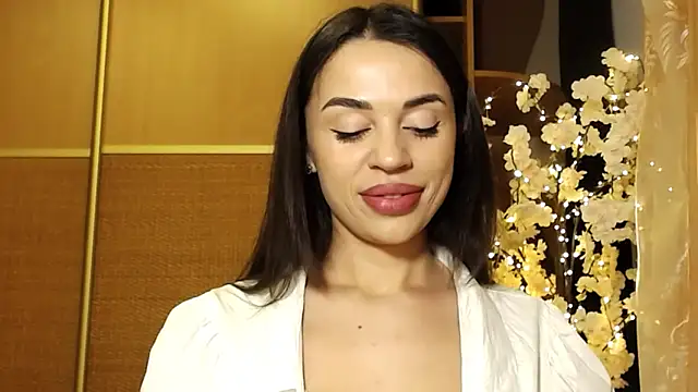 Mika Gold online show from 01.10.25