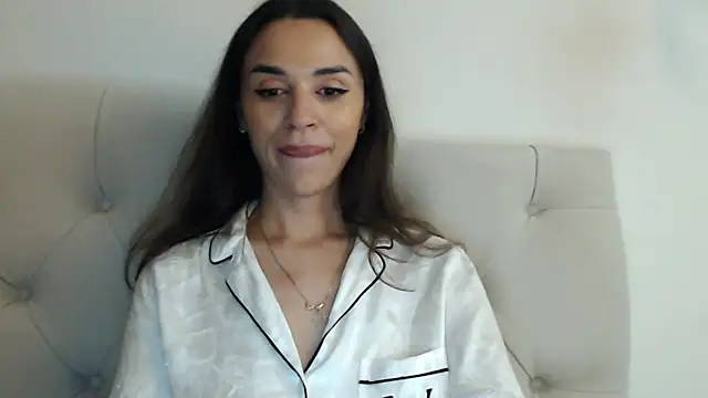 Mika Gold online show from 10.13.25