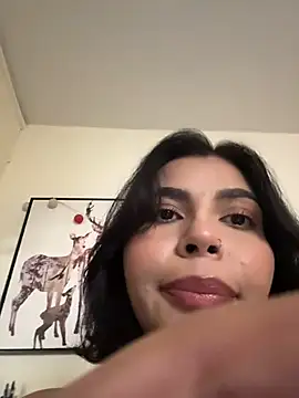 GigiiStone online show from 02.05.26