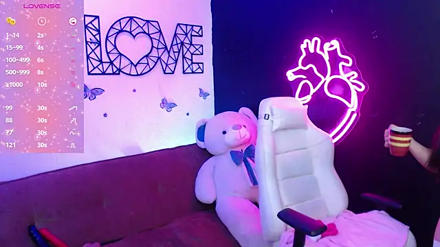 Snapshot of demyanderson_ chatting on 01.07.25 demyanderson online show from 01.07.25