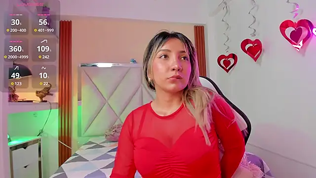 Snapshot of Happy_tits chatting on 02.04.25 Happy tits online show from 02.04.25