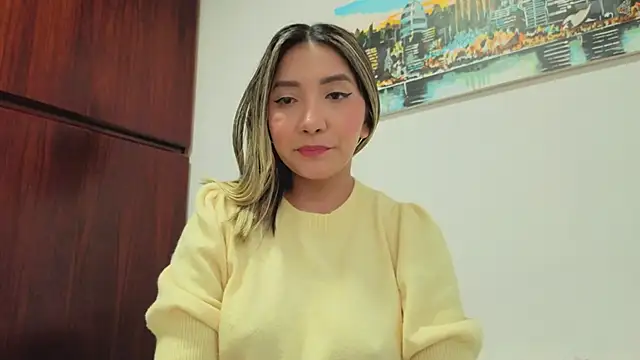 Snapshot of Happy_tits chatting on 02.26.26 Happy tits online show from 02.26.26