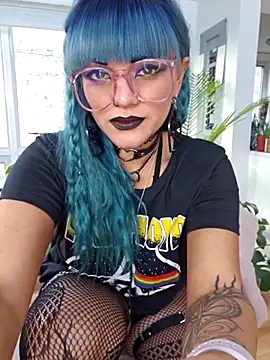 Snapshot of anyalikestosuck chatting on 11.19.25 anyalikestosuck online show from 11.19.25