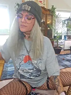 Snapshot of anyalikestosuck chatting on 01.09.26 anyalikestosuck online show from 01.09.26