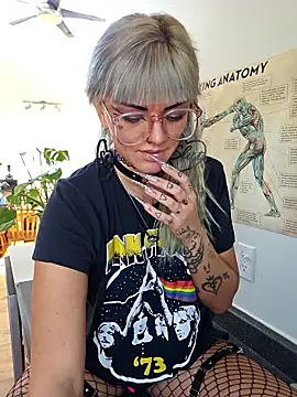 Snapshot of anyalikestosuck chatting on 01.15.26 anyalikestosuck online show from 01.15.26