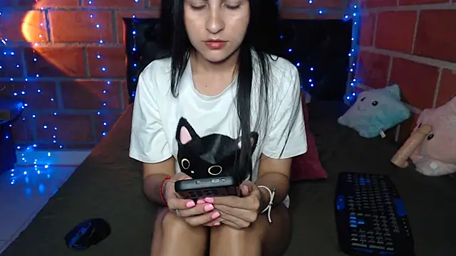 Nathacha online show from 11.16.25