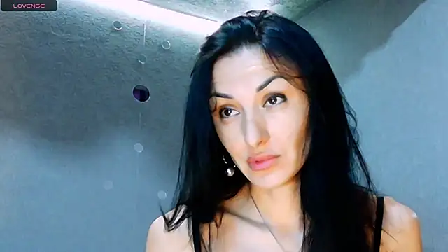 Snapshot of Siaconna chatting on 07.27.26 Siaconna online show from 07.27.26