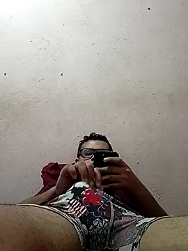 Snapshot of Novin18RJ chatting on 02.18.25 Novin18RJ online show from 02.18.25