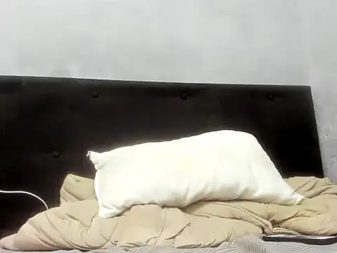 Snapshot of Novin18RJ chatting on 10.01.25 Novin18RJ online show from 10.01.25