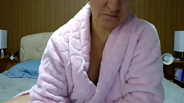 Kellynha Sweet online show from 10.30.25