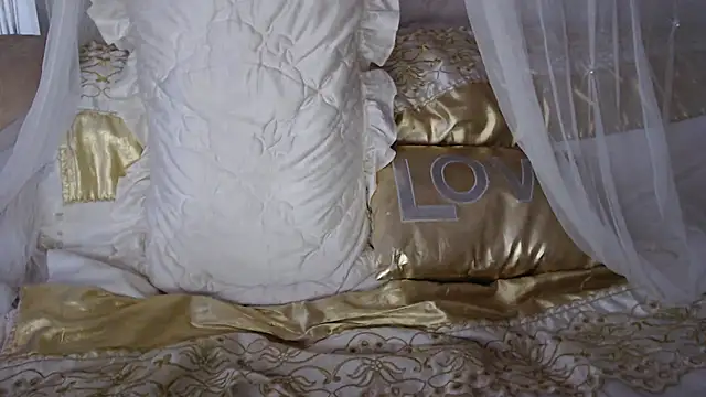 Mia-Montal777 online show from 03.12.25