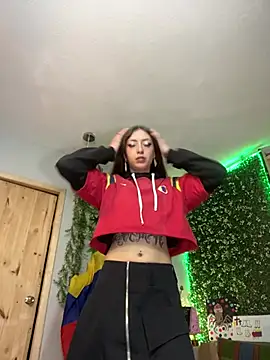 VickyJackson  online show from 07.08.26