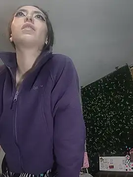 VickyJackson  online show from 07.28.26