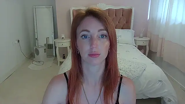 Red firesquirt online show from 07.03.26