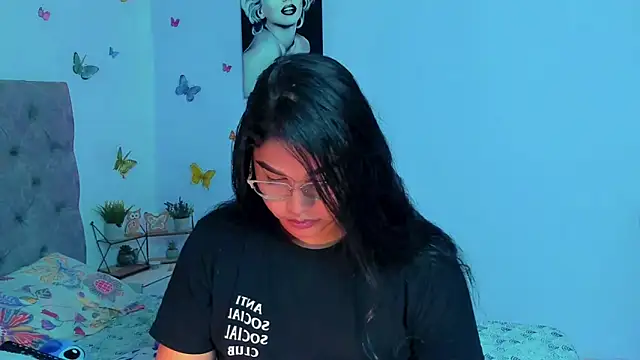 mabellfox online show from 12.10.24
