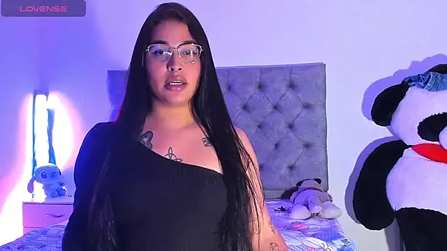 mabellfox online show from 12.14.25