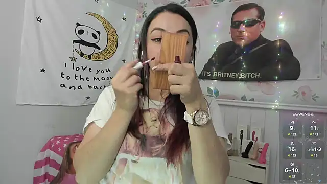 LovelyAzucena online show from 12.12.24