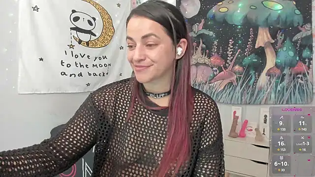 LovelyAzucena online show from 01.20.25