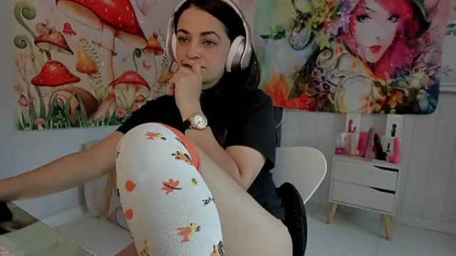 LovelyAzucena online show from 09.27.25