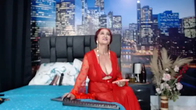 Snapshot of Lucy_mature8 chatting on 02.13.26 Lucy mature8 online show from 02.13.26