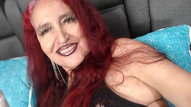 Lucy mature8 online show from 04.11.26