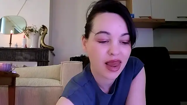 Lilie romeo online show from 02.10.25