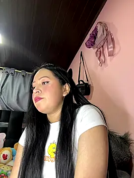 Snapshot of Noa_Sakura_ chatting on 12.13.25 Noa Sakura online show from 12.13.25