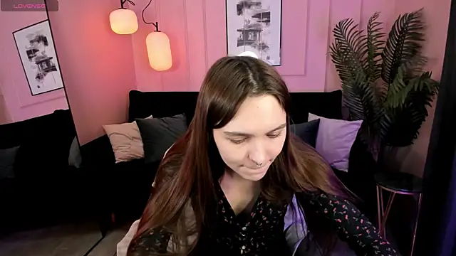 ChloeSunny online show from 05.24.26