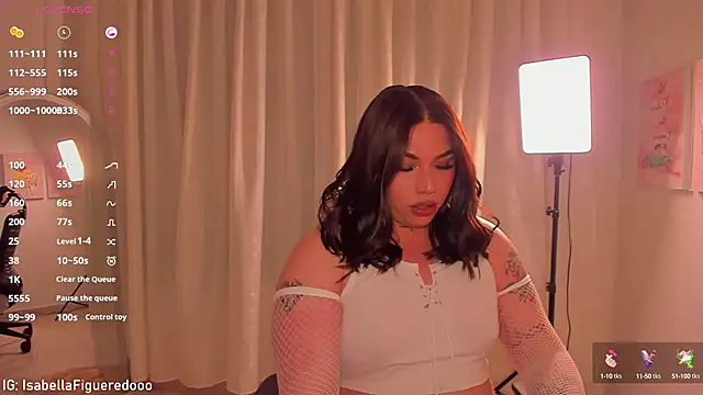 Snapshot of IsabellaFigueredo__ chatting on 12.04.24 IsabellaFigueredo   online show from 12.04.24