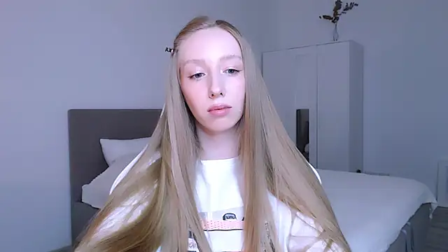 Luna insniity online show from 11.23.25