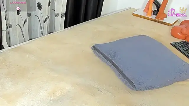 Yummy squirter online show from 06.29.26