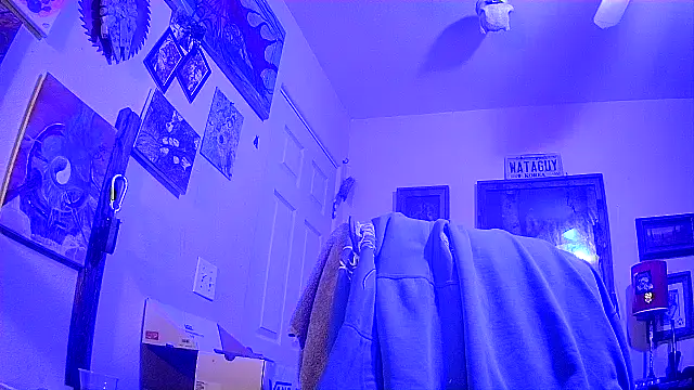 Snapshot of druetrue chatting on 11.24.25 druetrue online show from 11.24.25