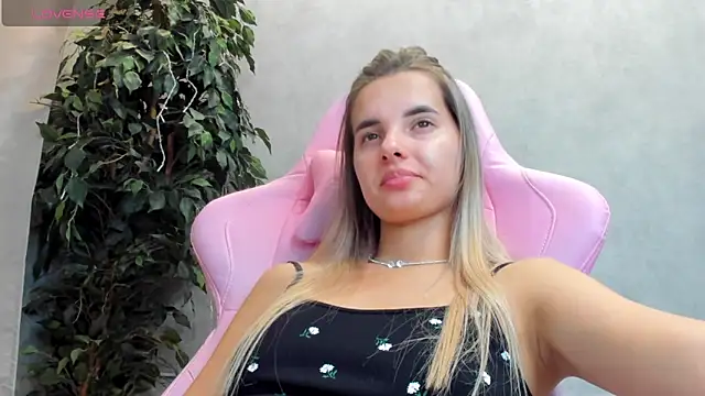 Donna Evans online show from 03.18.25