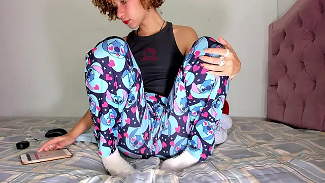 any 21hot online show from 12.22.24