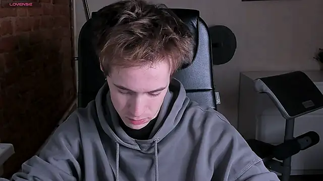 Snapshot of _tokyo_ghoul chatting on 12.07.24 tokyo ghoul online show from 12.07.24