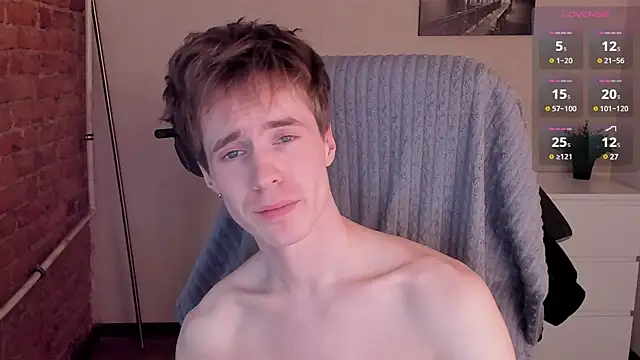 Snapshot of _tokyo_ghoul chatting on 01.17.25 tokyo ghoul online show from 01.17.25