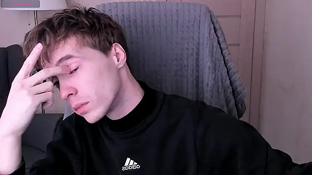 Snapshot of _tokyo_ghoul chatting on 01.19.25 tokyo ghoul online show from 01.19.25