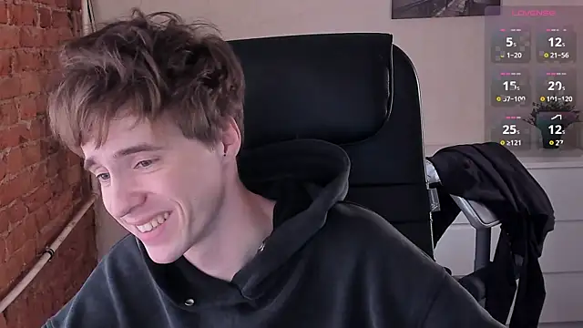 Snapshot of _tokyo_ghoul chatting on 02.07.25 tokyo ghoul online show from 02.07.25