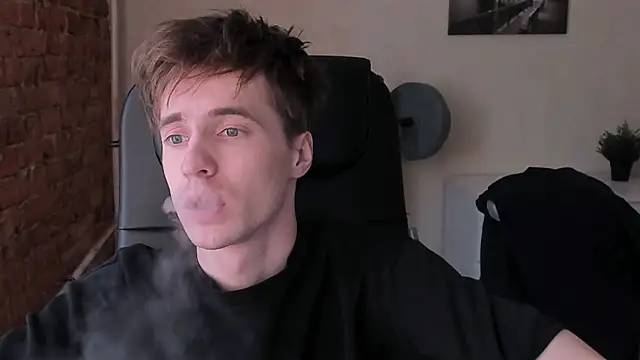 Snapshot of _tokyo_ghoul chatting on 03.16.25 tokyo ghoul online show from 03.16.25