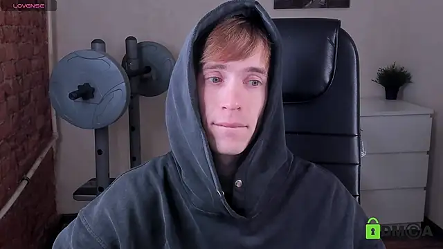 Snapshot of _tokyo_ghoul chatting on 10.03.25 tokyo ghoul online show from 10.03.25