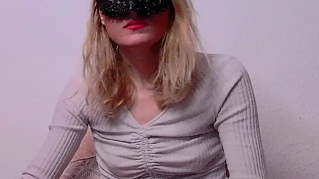 SecretAnni online show from 12.13.24