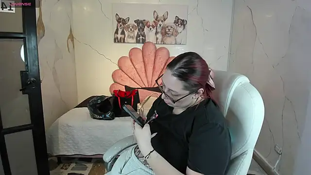 NiickyJones online show from 01.07.26