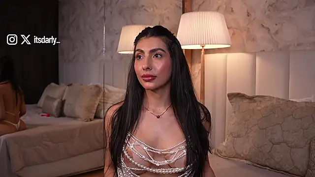 Snapshot of Rosalie_vega chatting on 07.31.26 Rosalie vega online show from 07.31.26