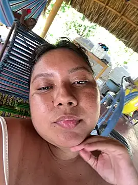 Snapshot of Dellyyymusic chatting on 03.17.26 Dellyyymusic online show from 03.17.26