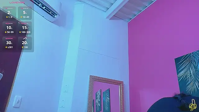 littlee emilyy  online show from 05.28.26