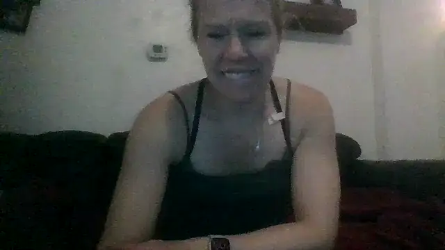 Snapshot of lisamatty4601 chatting on 10.05.25 lisamatty4601 online show from 10.05.25