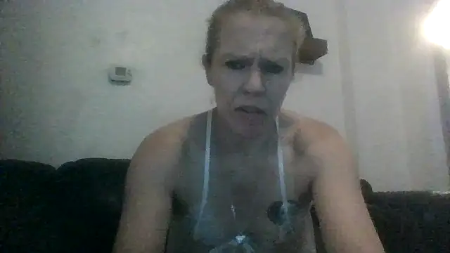 Snapshot of lisamatty4601 chatting on 10.11.25 lisamatty4601 online show from 10.11.25