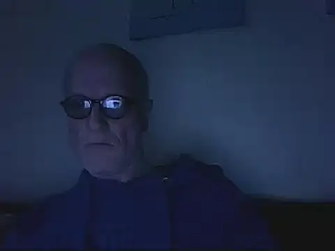 Snapshot of HornyRalfi55 chatting on 12.08.24 HornyRalfi55 online show from 12.08.24